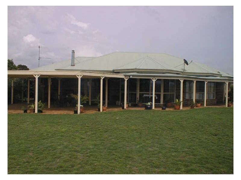 164 Mount Sylvia Road, Upper Tenthill QLD 4343