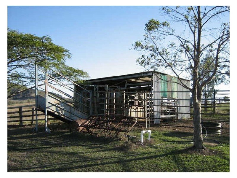 164 Mount Sylvia Road, Upper Tenthill QLD 4343