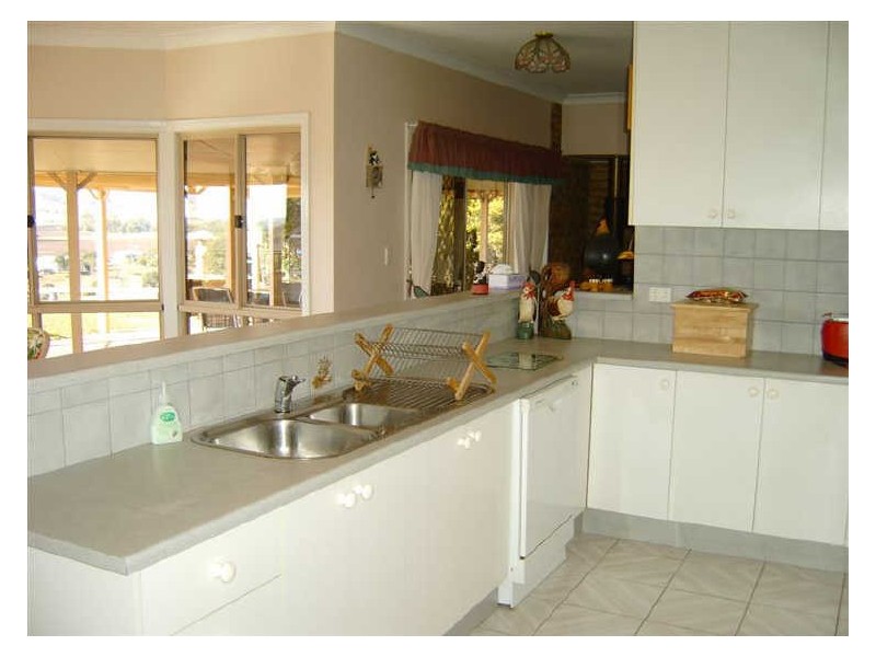 164 Mount Sylvia Road, Upper Tenthill QLD 4343