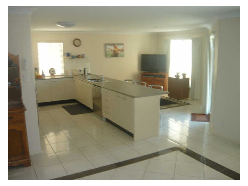11 Lorikeet Road, Regency Downs QLD 4341