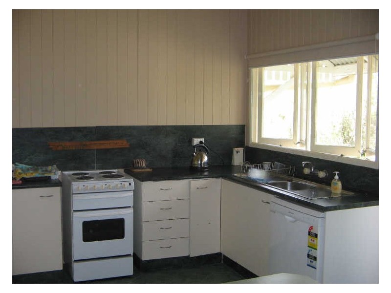 43 Main Street, Lowood QLD 4311