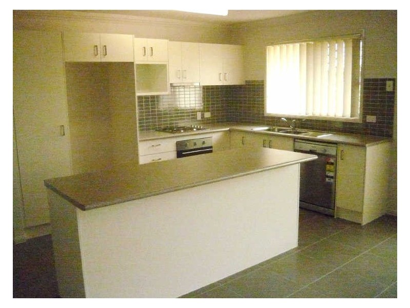 4 Oxford Court, Laidley QLD 4341