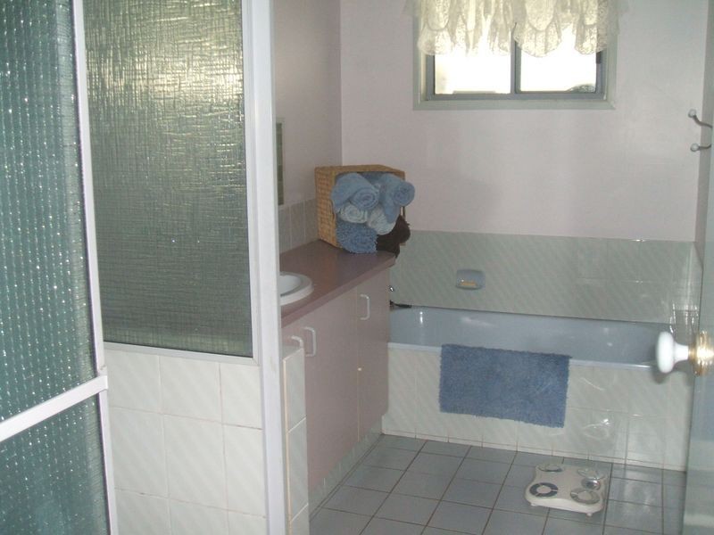 Lockyer Waters QLD 4311