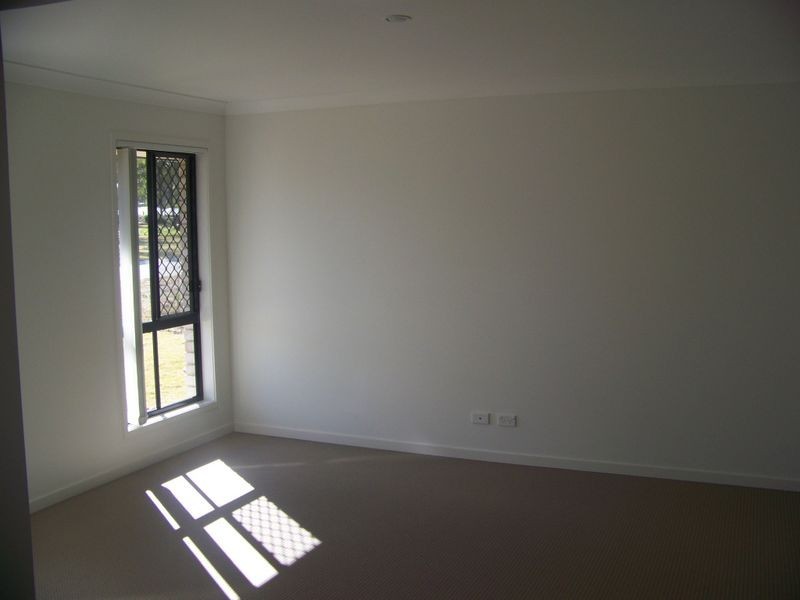 Adare QLD 4343