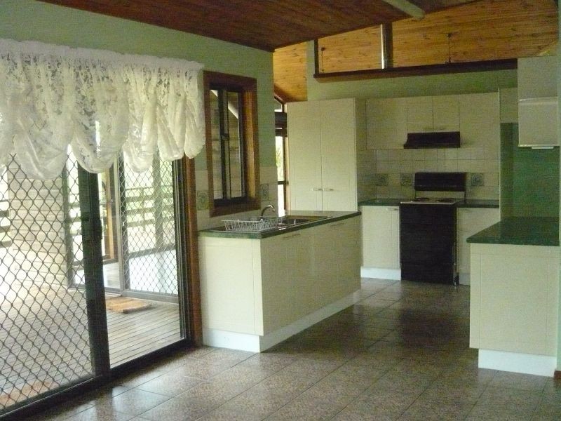 Adare QLD 4343