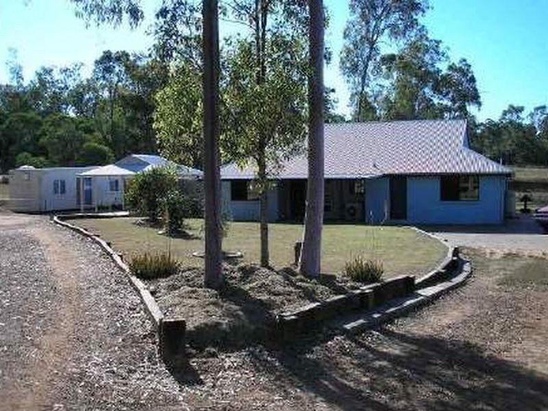 20 York Court, Mount Hallen QLD 4312