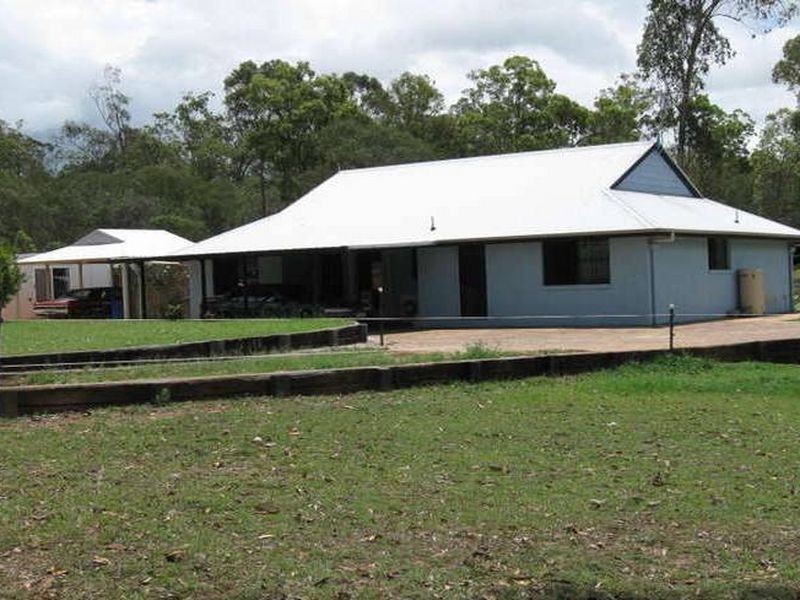 20 York Court, Mount Hallen QLD 4312