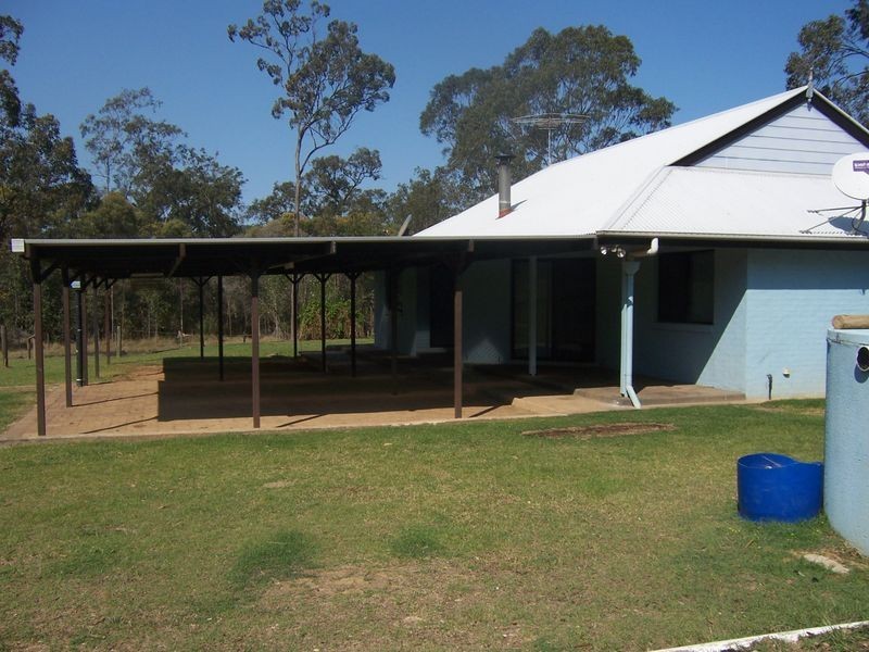 20 York Court, Mount Hallen QLD 4312
