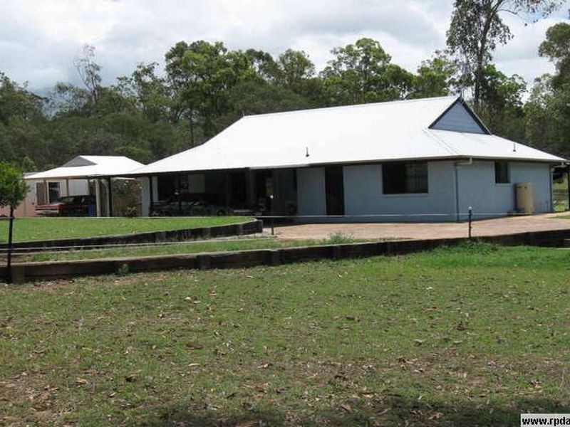 20 York Court, Mount Hallen QLD 4312