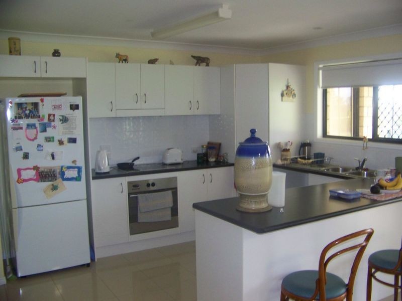 Adare QLD 4343