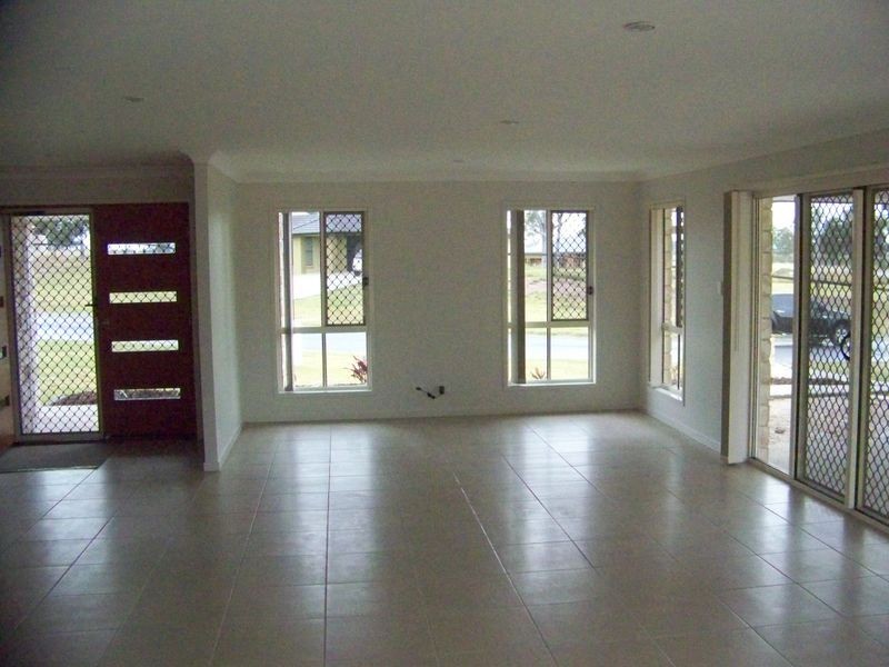 Adare QLD 4343