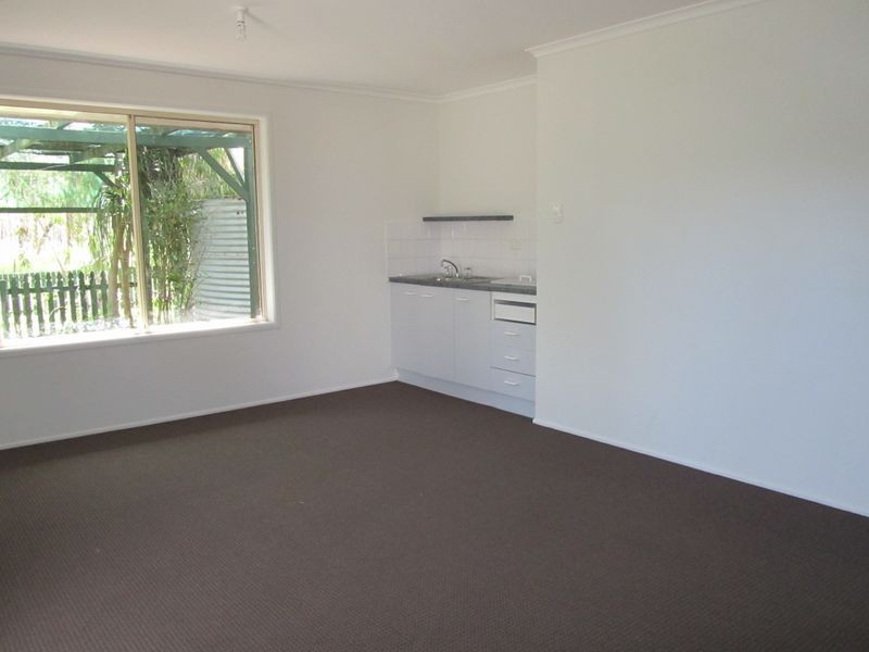 23 Naomi Road, Lockyer Waters QLD 4311