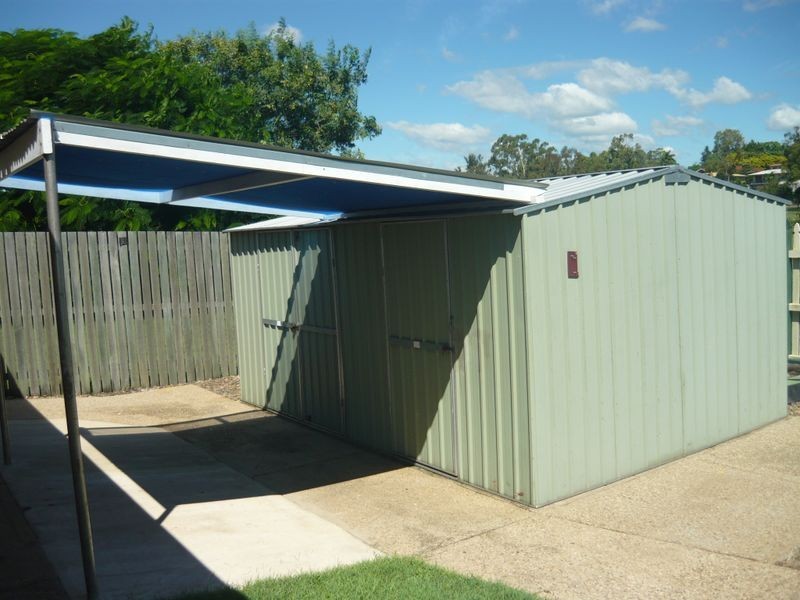 1 Warren Drive, Gatton QLD 4343