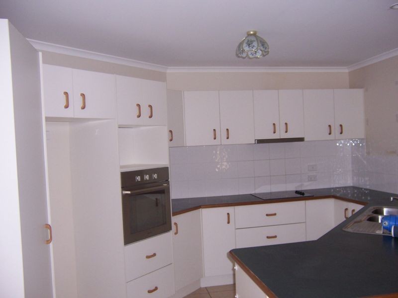 Lockyer Waters QLD 4311