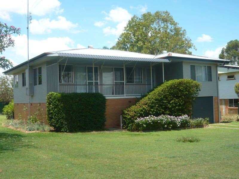16 Yates Street, Gatton QLD 4343