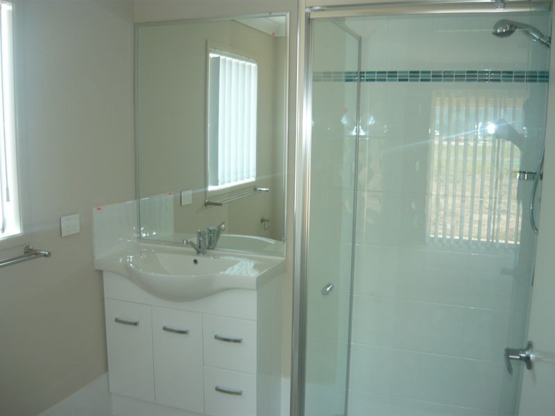 Adare QLD 4343