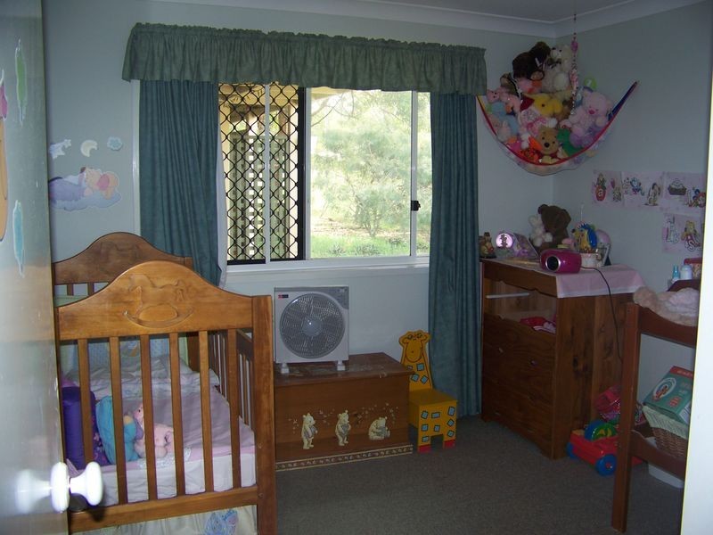 246 Gatton Esk Road, Lake Clarendon QLD 4343
