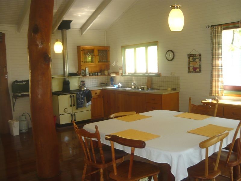 270 Cole Gully Road, Lefthand Branch QLD 4343