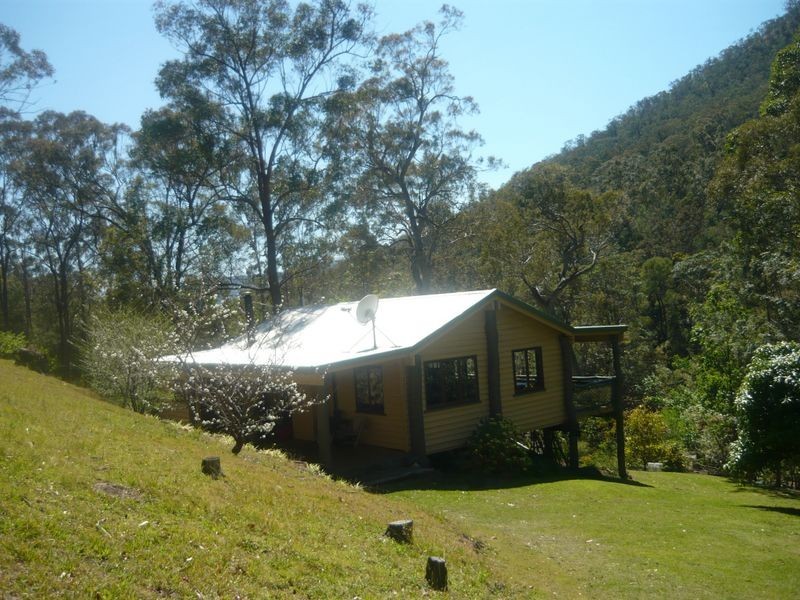 270 Cole Gully Road, Lefthand Branch QLD 4343