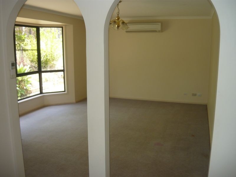 8 Langtons Lane, Esk QLD 4312