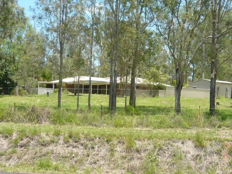 8 Langtons Lane, Esk QLD 4312