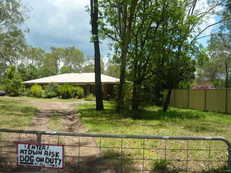8 Langtons Lane, Esk QLD 4312