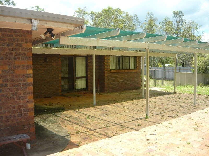 8 Langtons Lane, Esk QLD 4312