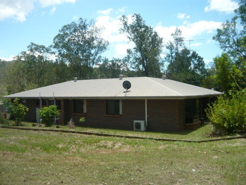 8 Langtons Lane, Esk QLD 4312