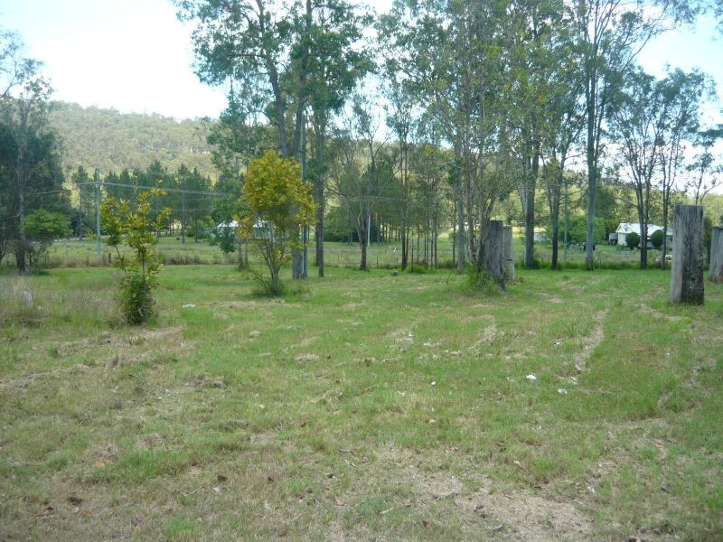 8 Langtons Lane, Esk QLD 4312