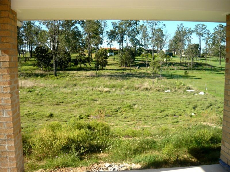 12 Nagle Crescent, Blenheim QLD 4341