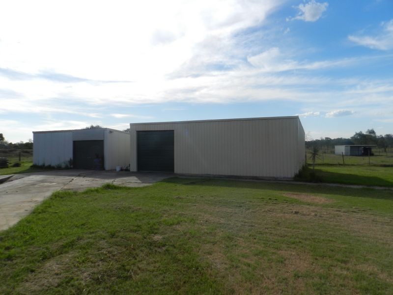 17 Topaz Crescent, Lockyer Waters QLD 4311