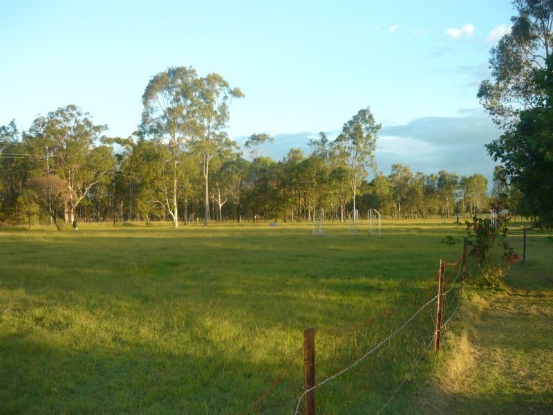 Lockyer Waters QLD 4311