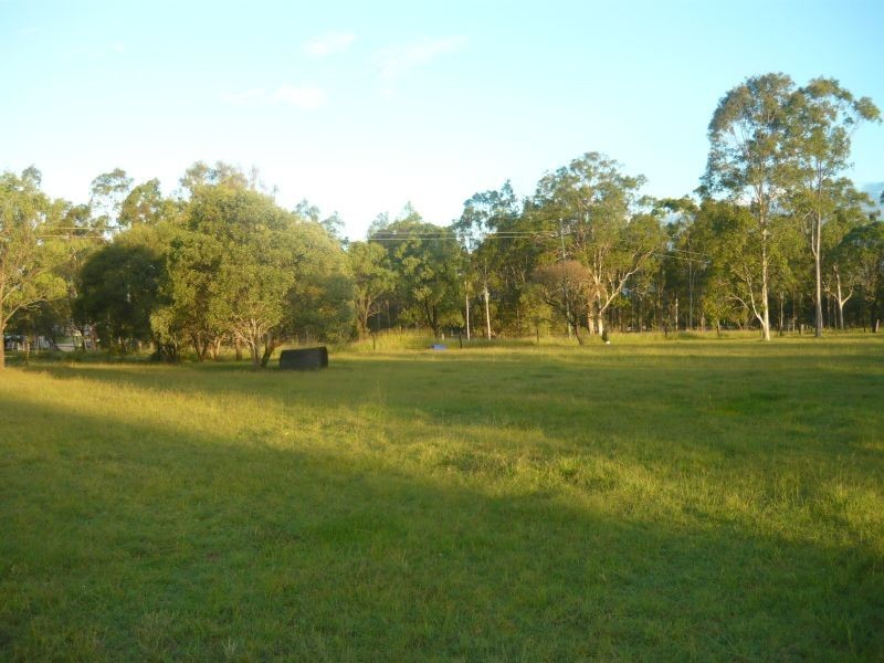 Lockyer Waters QLD 4311