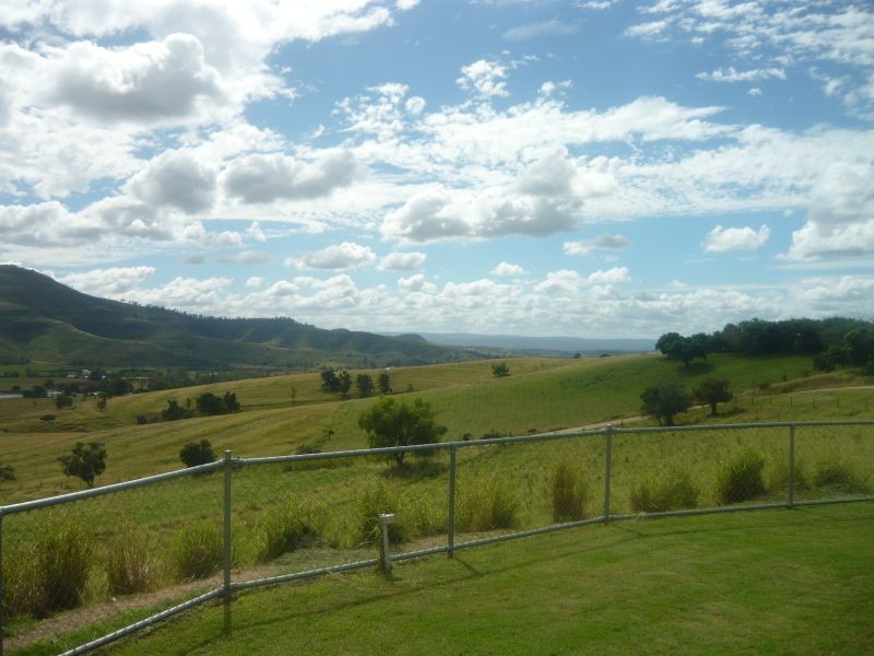 Mount Whitestone QLD 4347