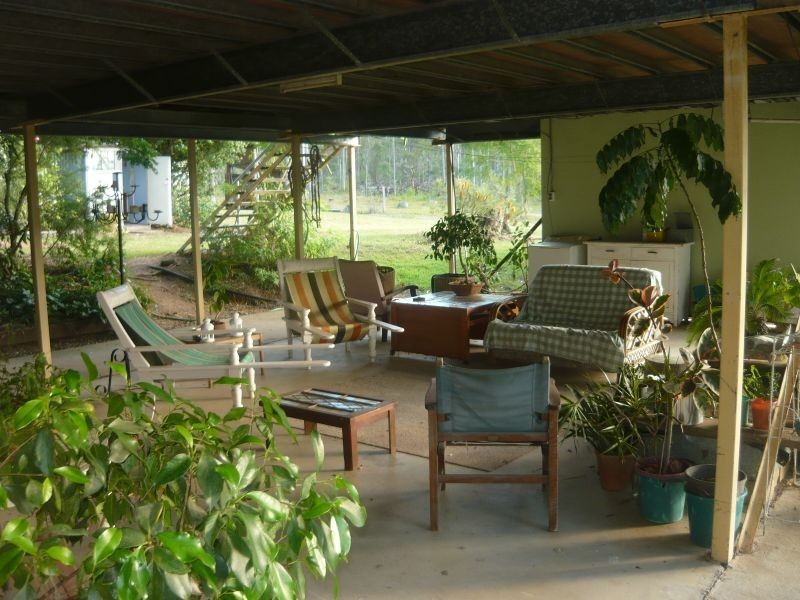 215 Bartleys Rd, Spring Creek QLD 4343