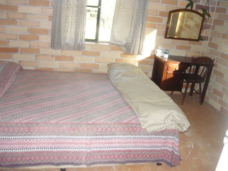 215 Bartleys Rd, Spring Creek QLD 4343