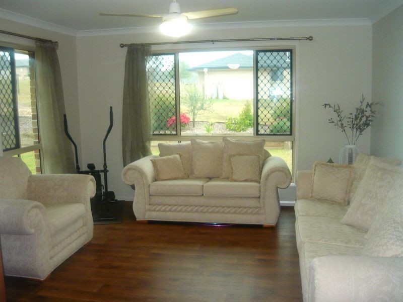 16 Kurrajong Road, Gatton QLD 4343