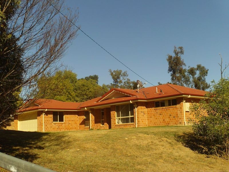 25 Bentley Drive, Regency Downs QLD 4341