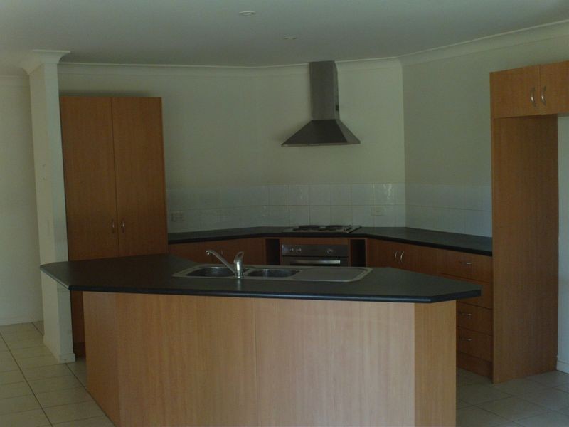 25 Bentley Drive, Regency Downs QLD 4341