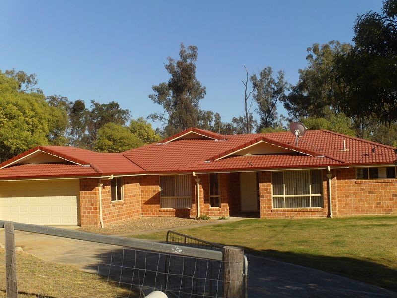 25 Bentley Drive, Regency Downs QLD 4341