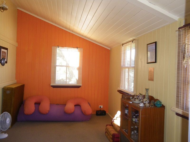 69 Highland Street, Esk QLD 4312