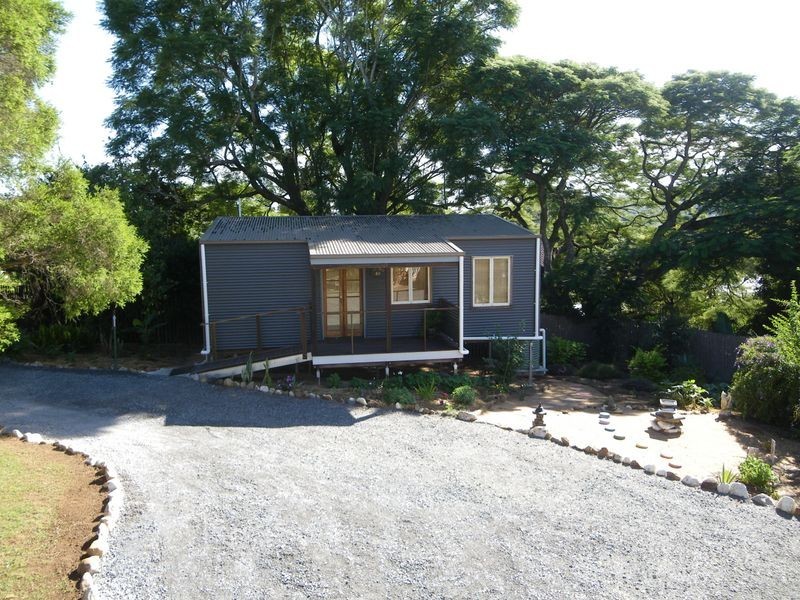 69 Highland Street, Esk QLD 4312