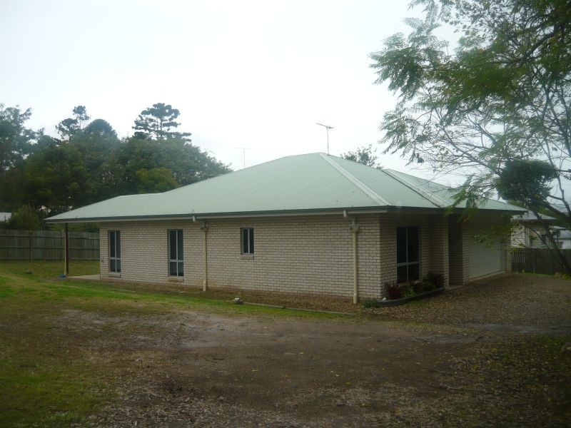 78 Middle Street, Esk QLD 4312