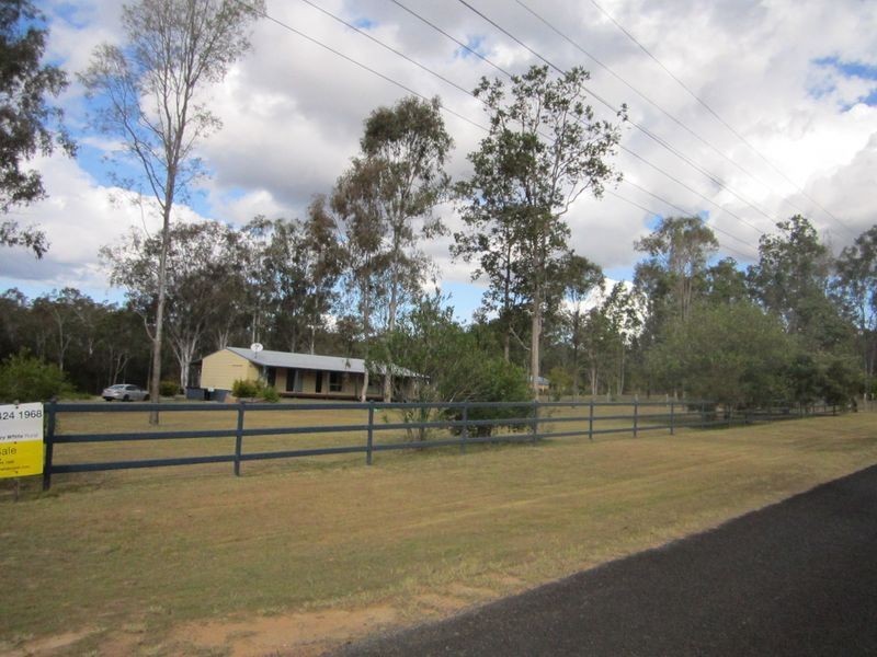 21 Pine Crescent, Esk QLD 4312