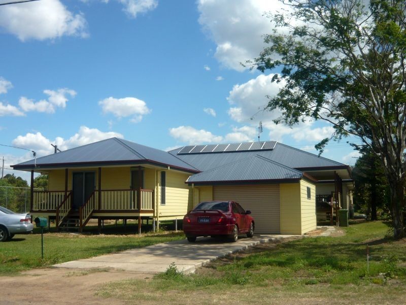23 William Street, Forest Hill QLD 4342