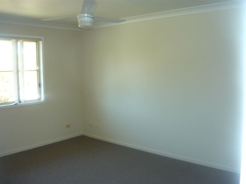 Unit 1 25 Lake Apex Drive, Gatton QLD 4343