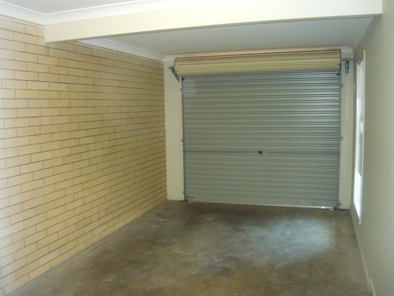 Unit 1 25 Lake Apex Drive, Gatton QLD 4343