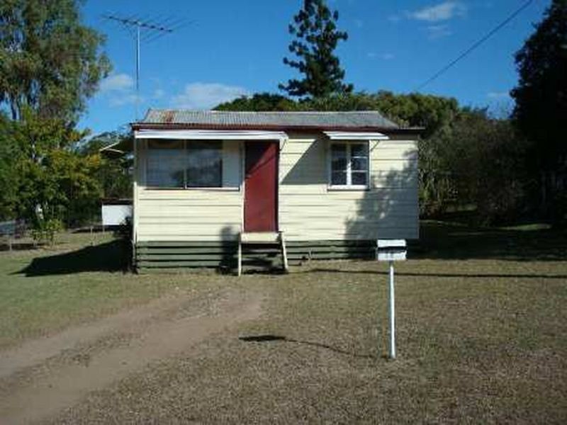 18 Larkin Street, Gatton QLD 4343