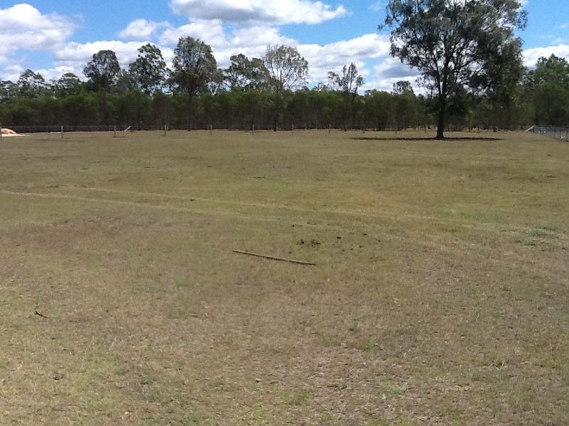 12 Sandra Court, Adare QLD 4343