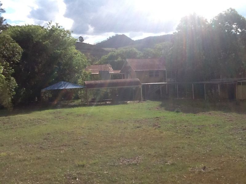 JUNCTION VIEW SCHOOL  7 East Haldon Rd, Gatton QLD 4343